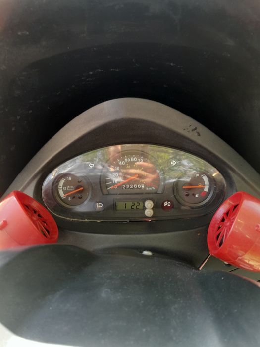 Скутер Spark SP 150s28