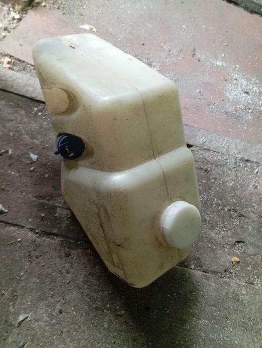 Бачок омывателя 08 ,09