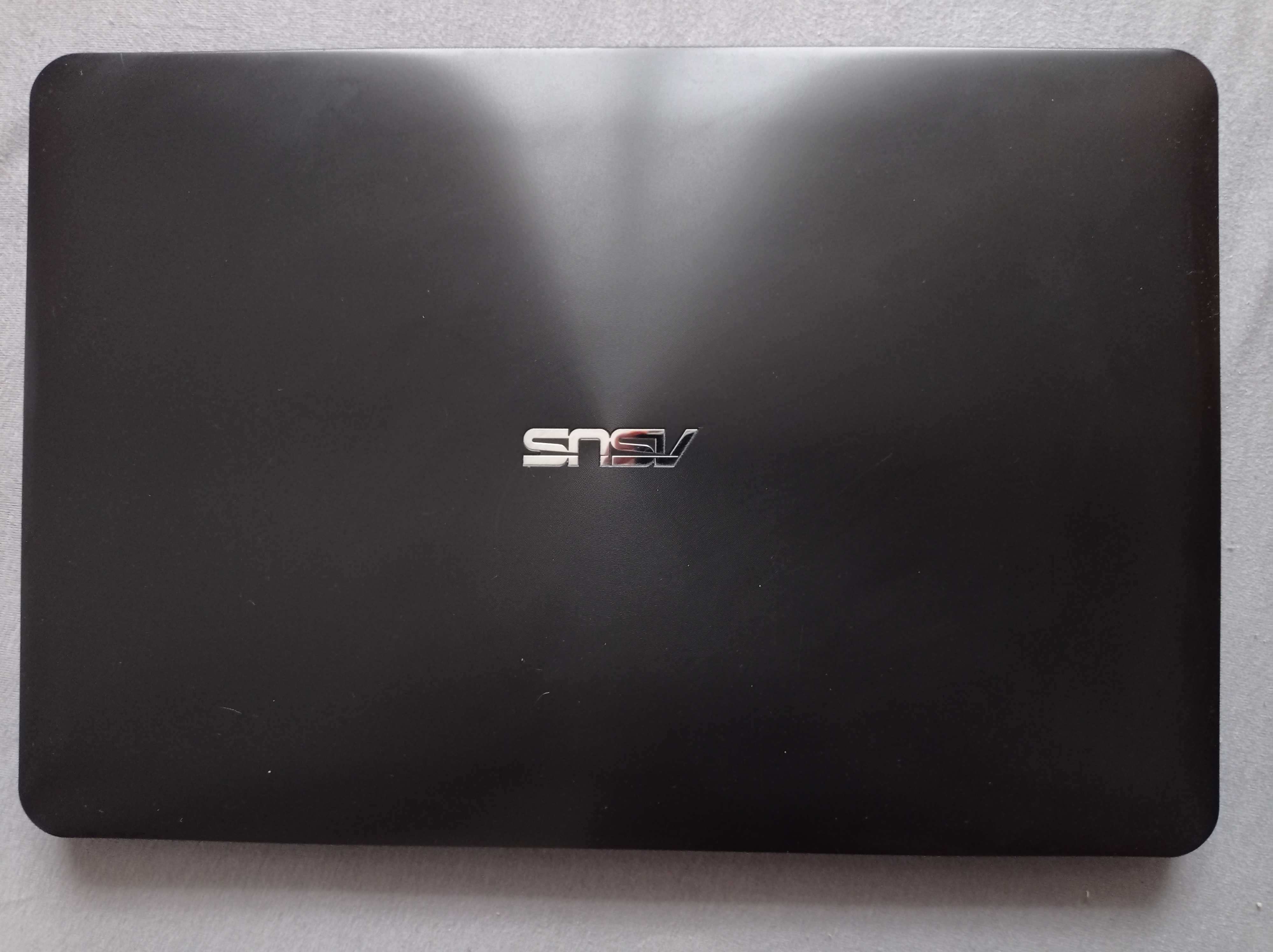 Laptop ASUS X555LJ  i7 5500U 8 GB GeForce 920M