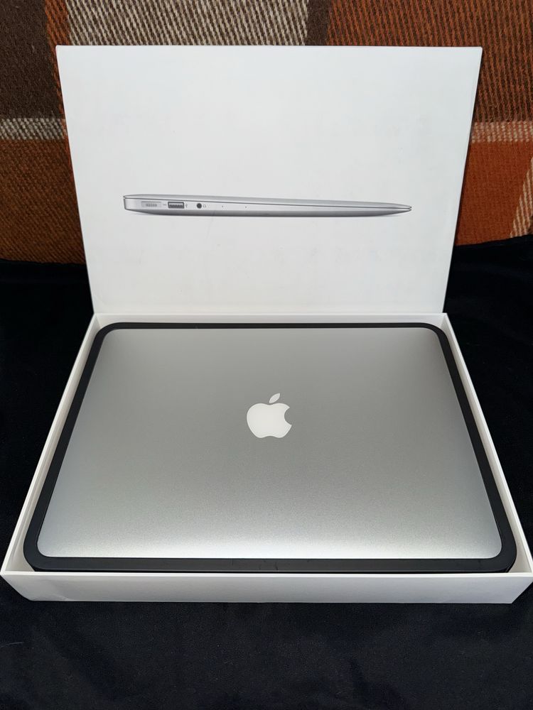 MacBook Air 13” 2014  i5/4/128gb