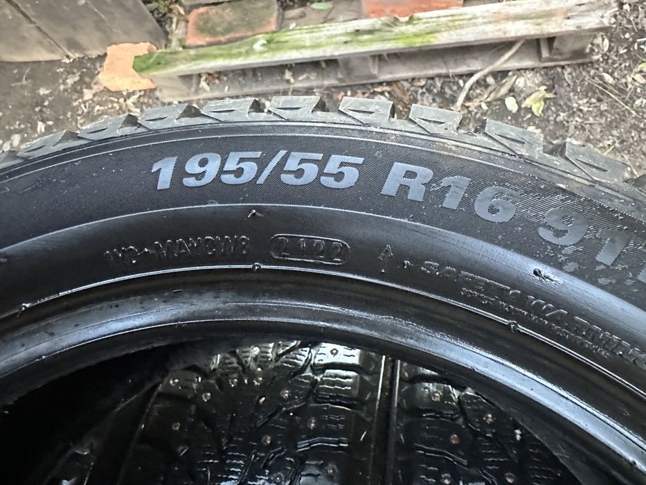 Шини зима шиповані 195/55 R16 Kumho , резина комплект майже нові