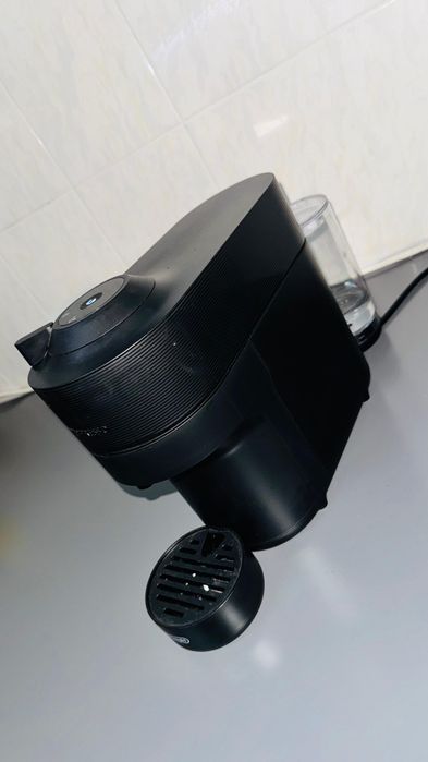 Maquina Nespresso vertuo