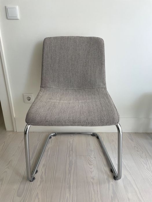 Cadeira Lusteba Ikea nova