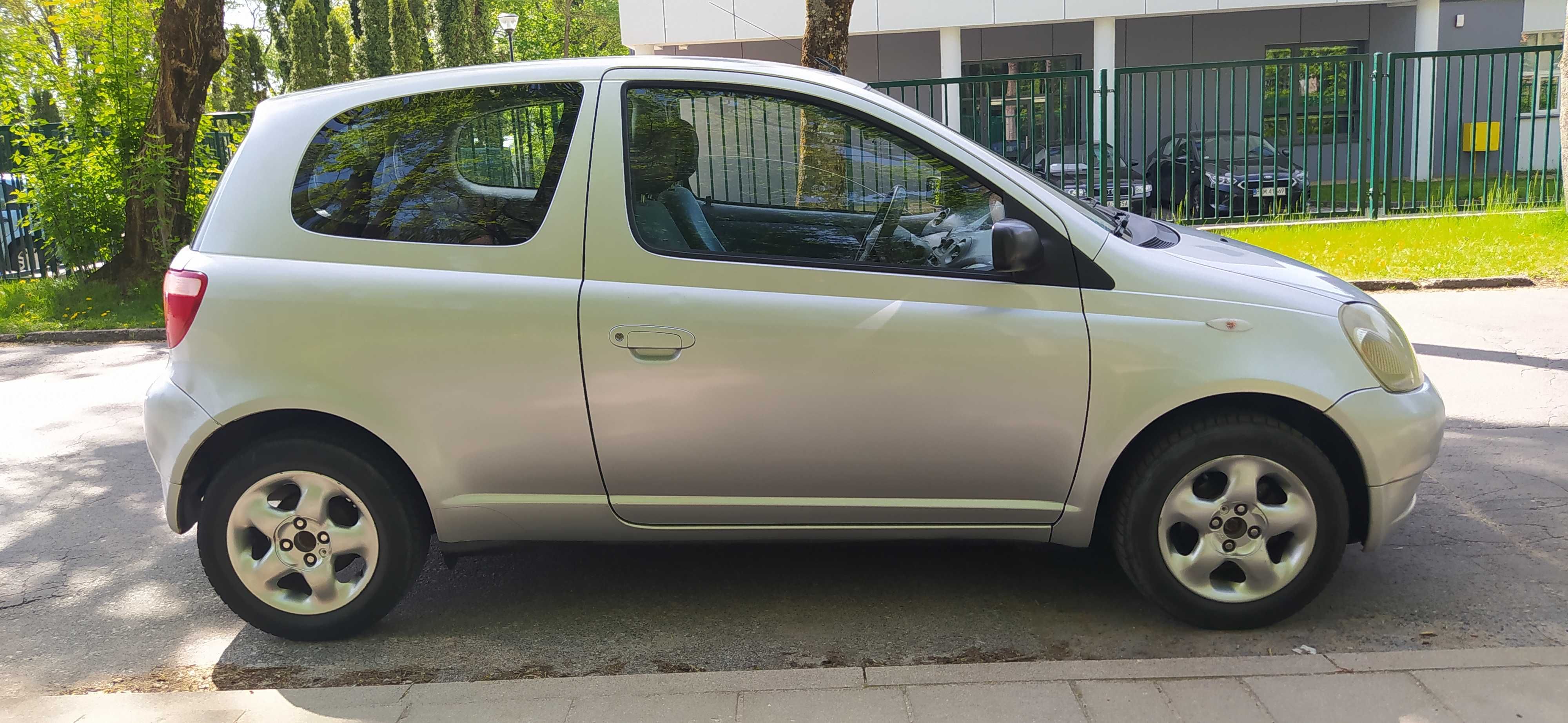 Toyota Yaris 1.0 Vvti