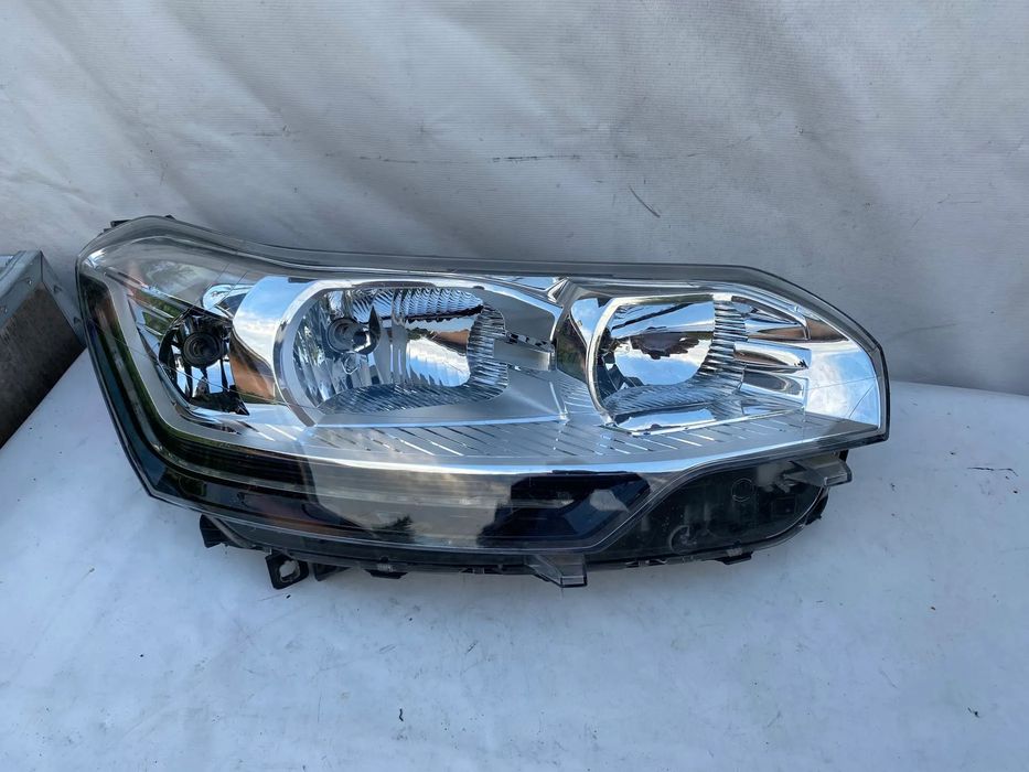 lampa citroen c5 lift zwykła led prawa eu cała