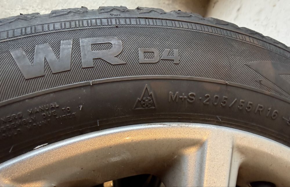 Zestaw kół zimowych 205/55 R 15