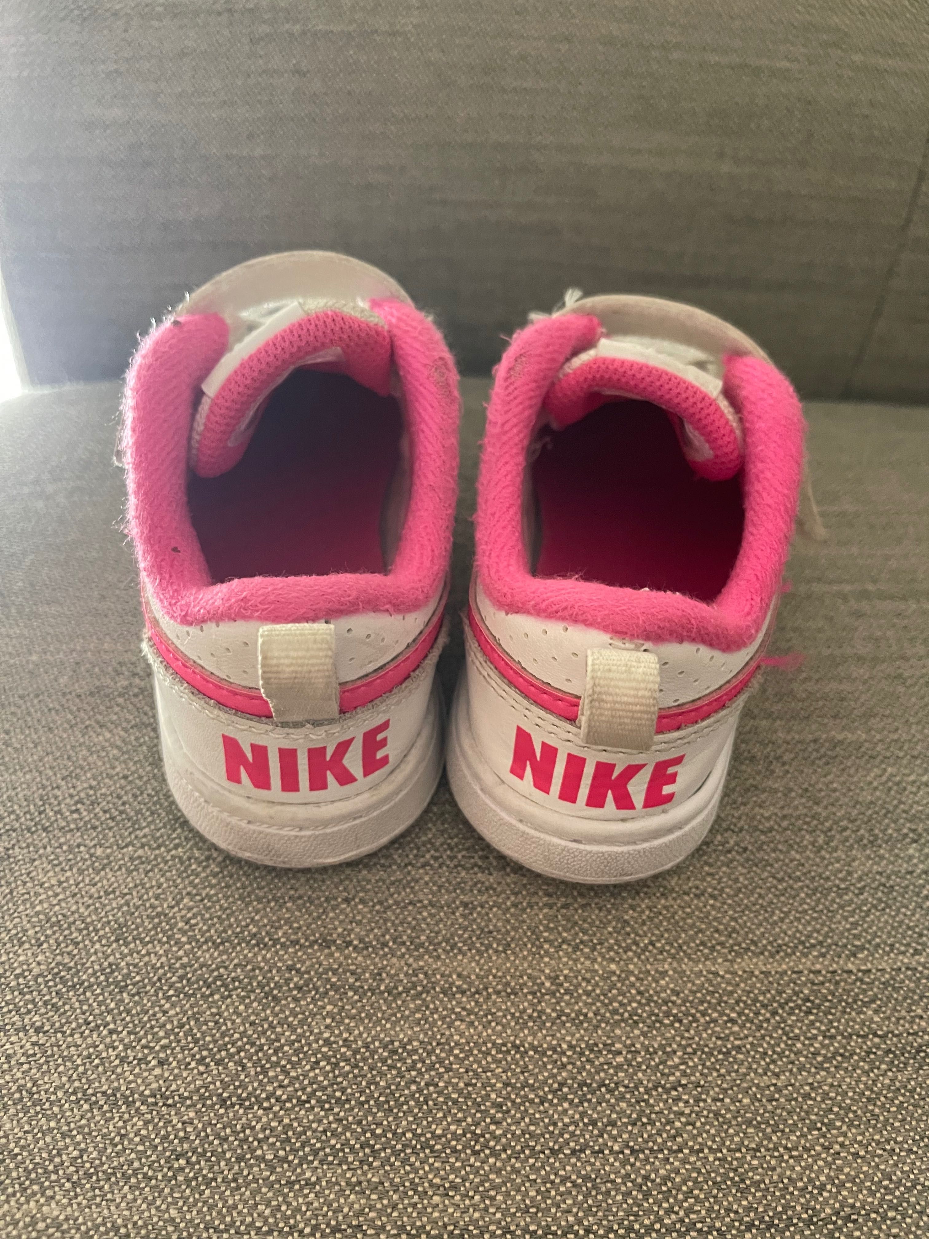 Sapatilhas Nike meninaq
