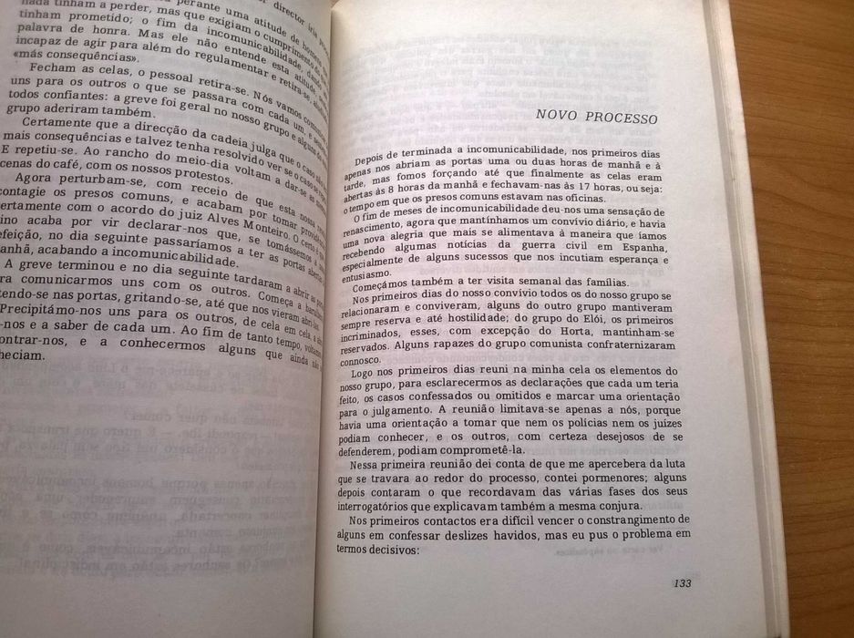 História de um Atentado (O Atentado a Salazar 1.ª ed.) -Emídio Santana