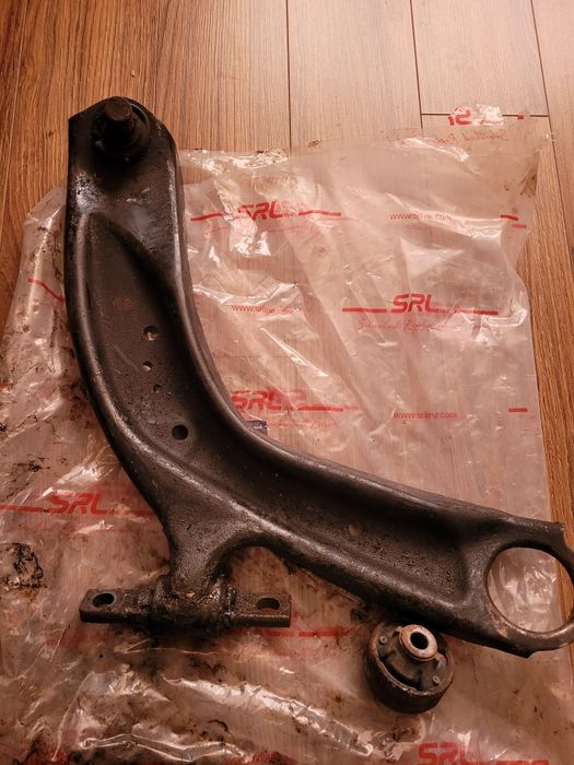 Важіль (ричаг)  Nissan Rogue 2019 оригінал