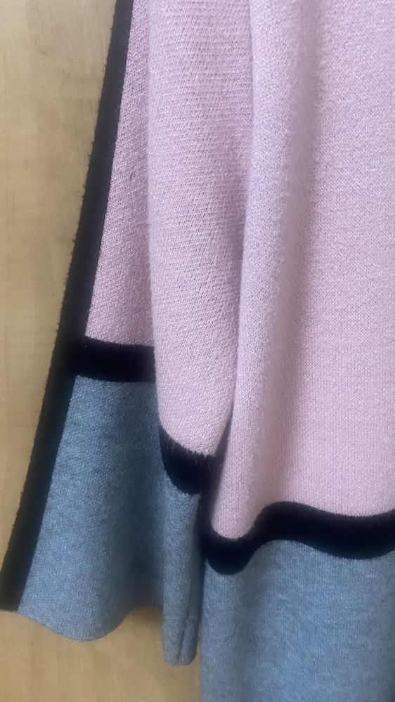 Sweter damski różowo szary