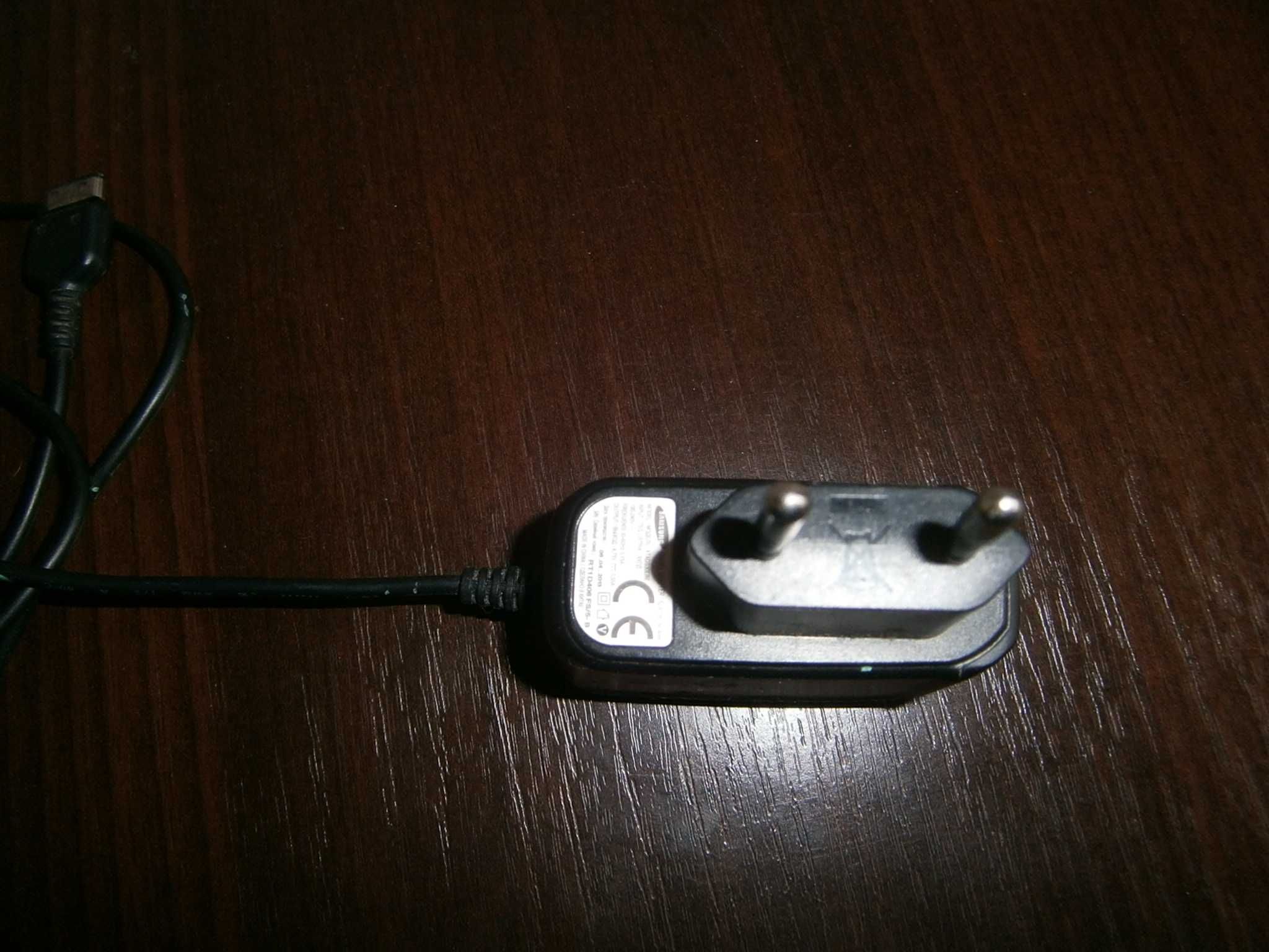 Зарядне до телефонів Samsung 4.75V 0.55А Оригінальна зарядка.
