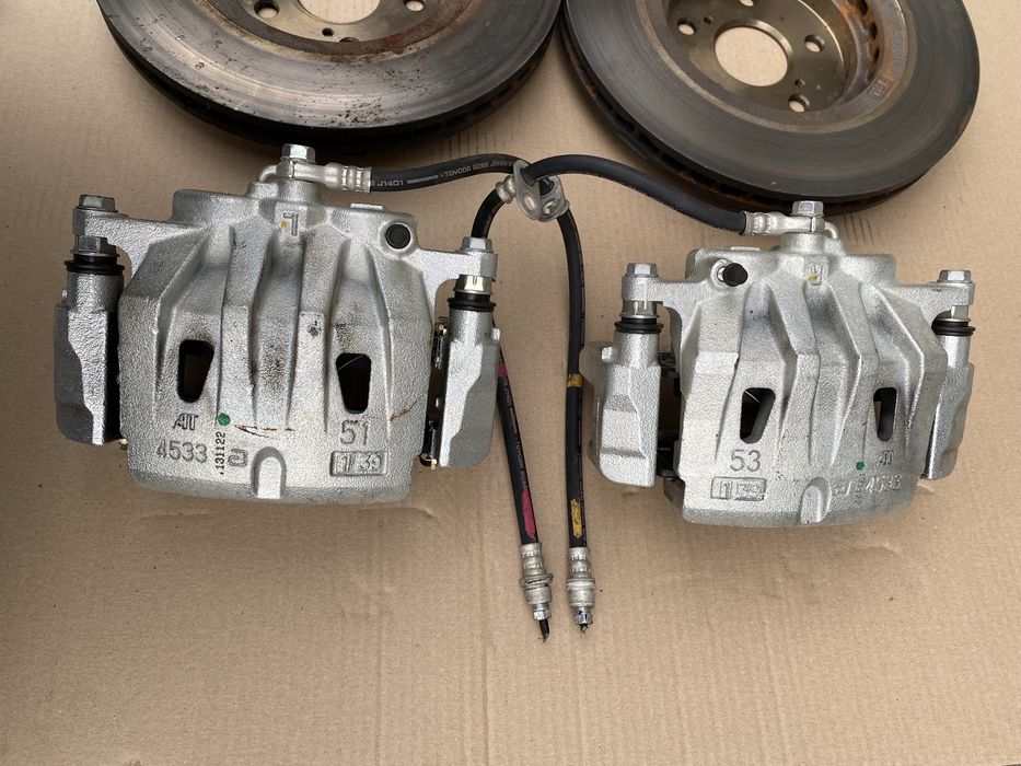 Toyota Camry 70 RAV4 2020 суппорта + диски двухпоршневые. РАЗБОРКА