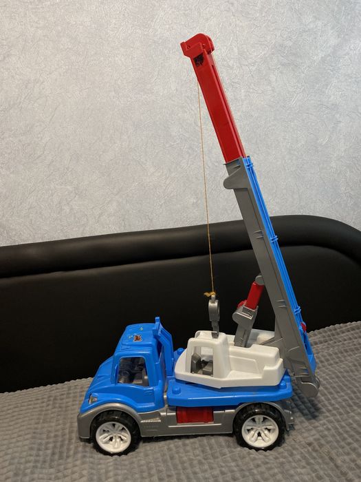 підйомний кран машинка