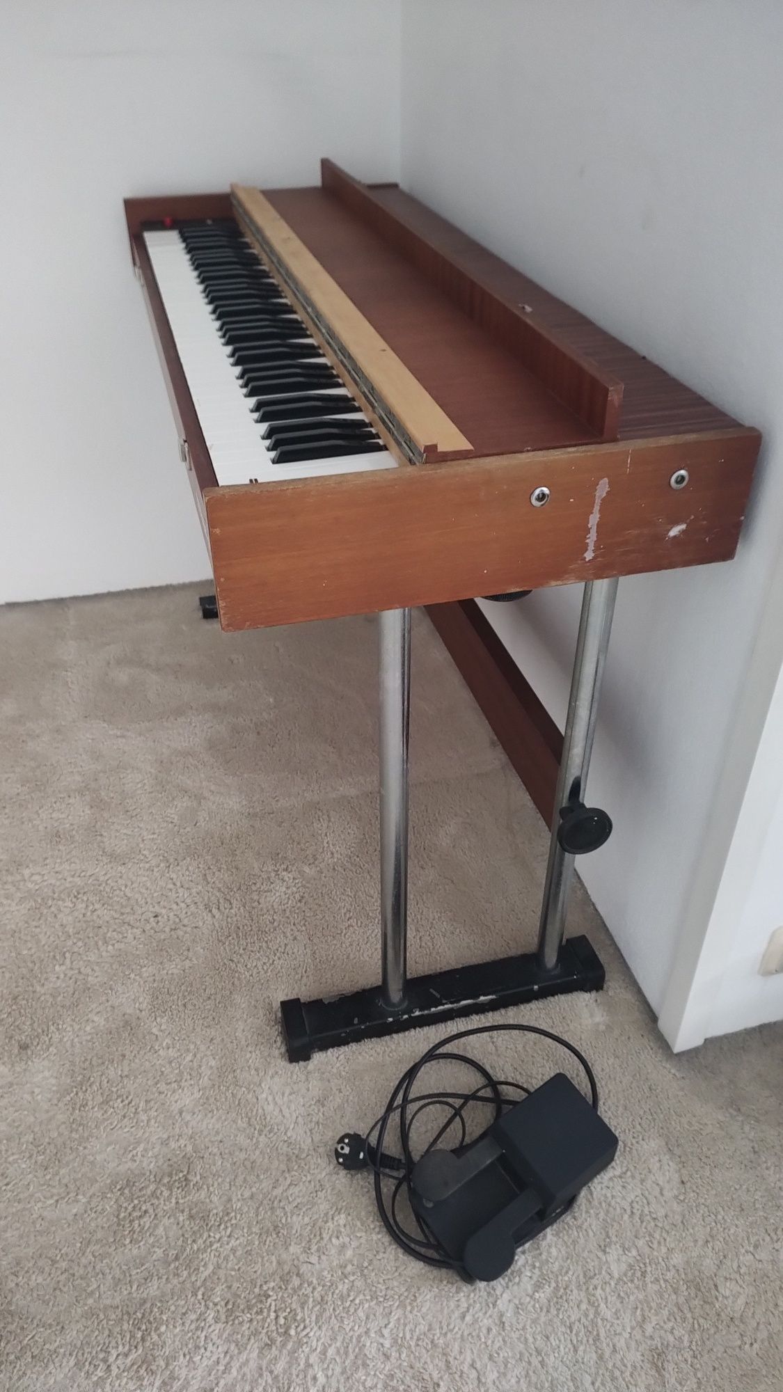 UNITRA Estrada 108 piano - organy elektryczne