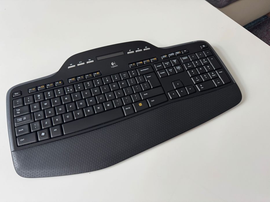 Klawiatura Logitech K710 + odbiornik Unifying