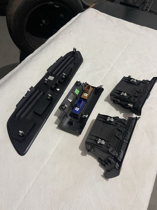 Só Peça Pejeot 308 Grelhas do tablier