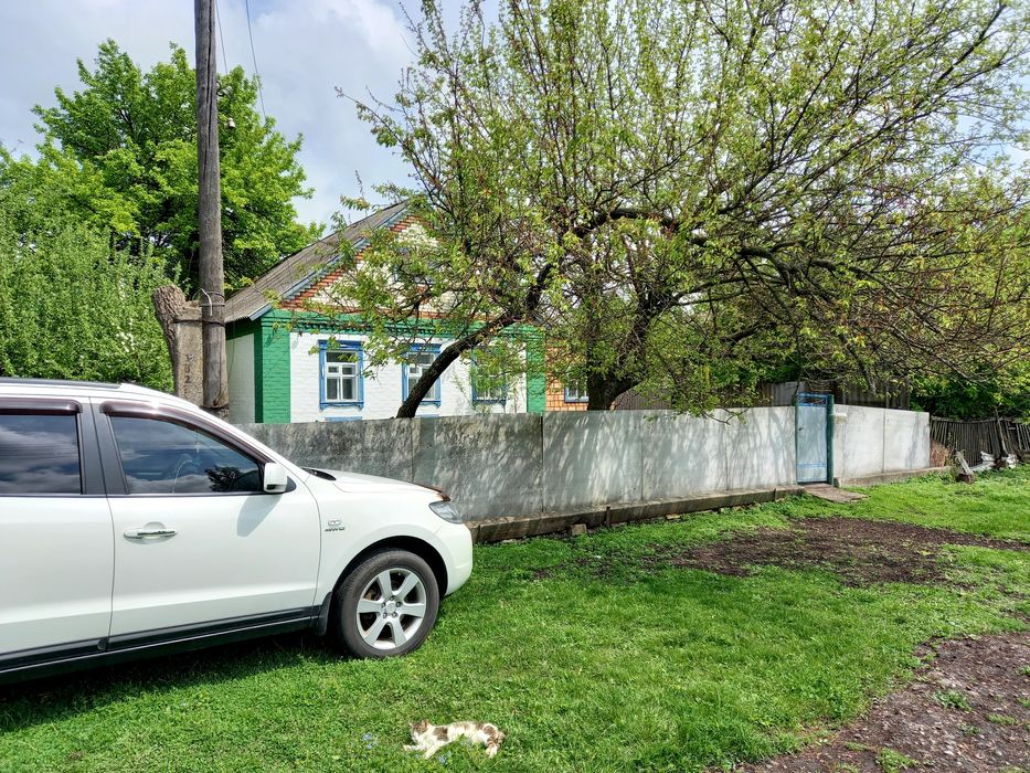 Продаж булинку та земельної ділянки