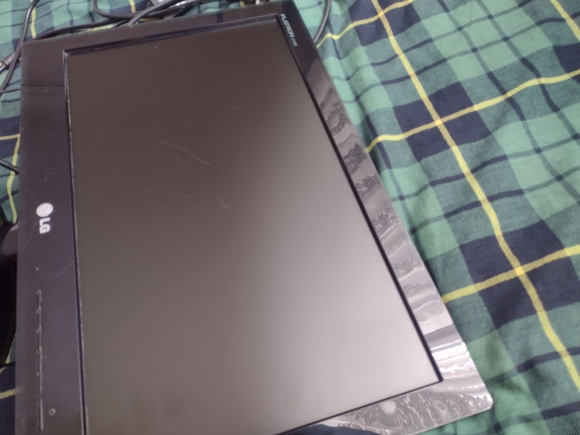 Монітоp LG 19дюймів
