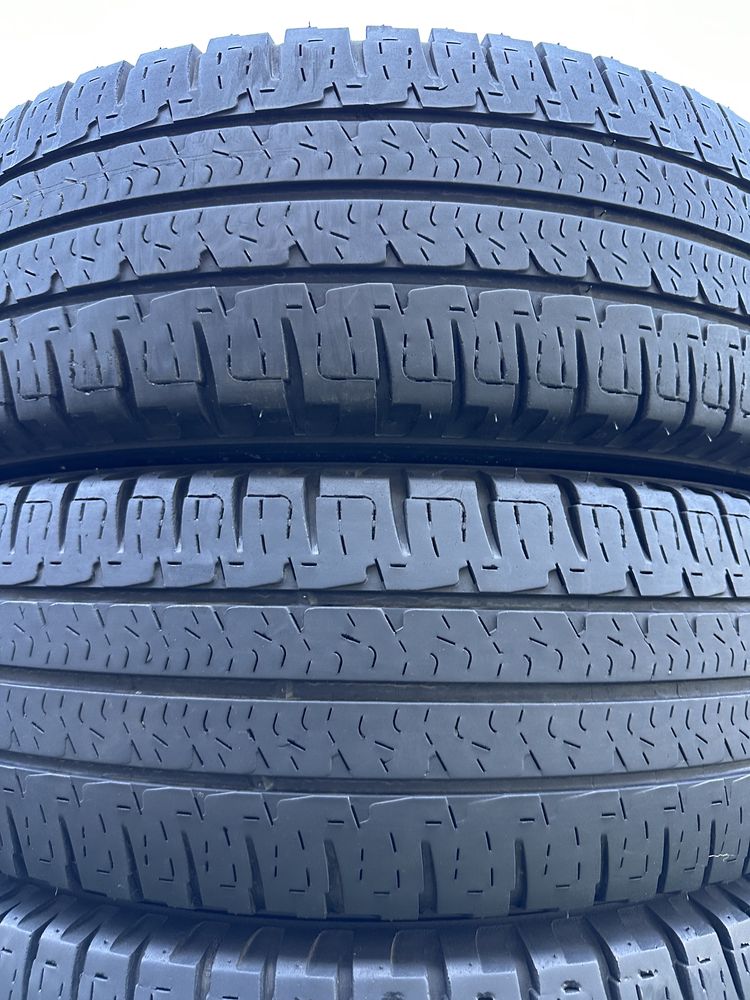 225/75/16c Michelin Aglis