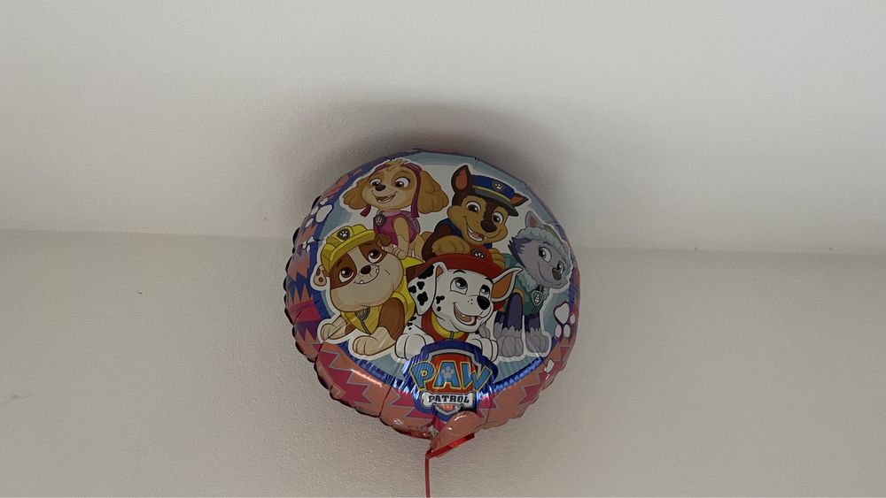 Balon Psi Patrol napompowany helem gotowy do odbioru