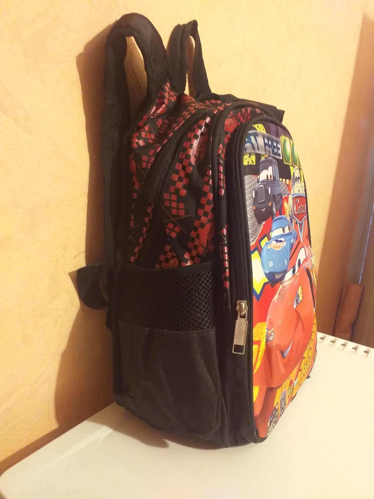 Рюкзак для мальчика. Школьный рюкзак.