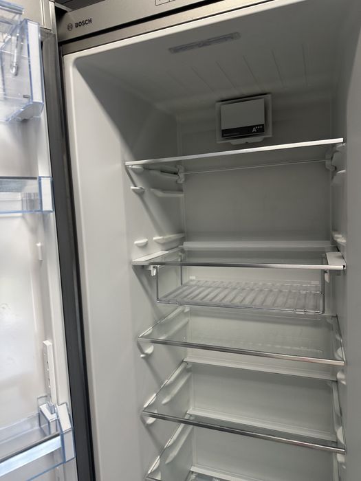 Frigorifico e Arca verticais Bosch