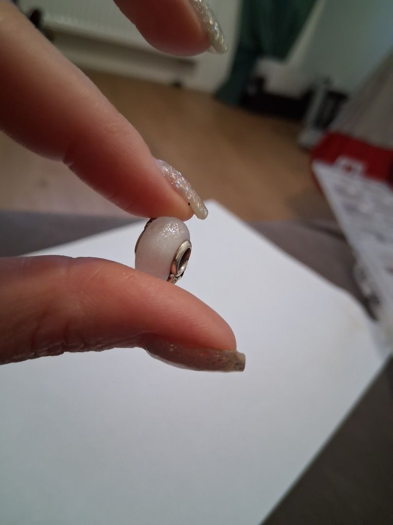 Pandora Charms ze szkła Murano Mama