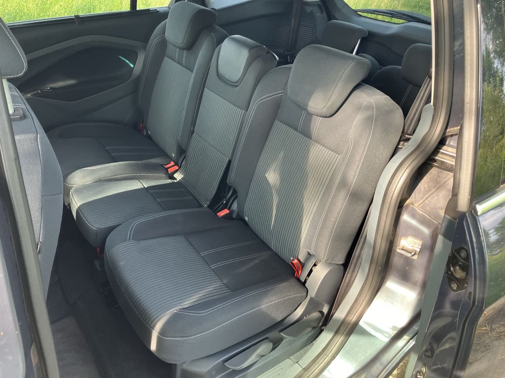 Ford Grand C-Max 1.6T benzyna 182KM Szwajcaria 7 osób