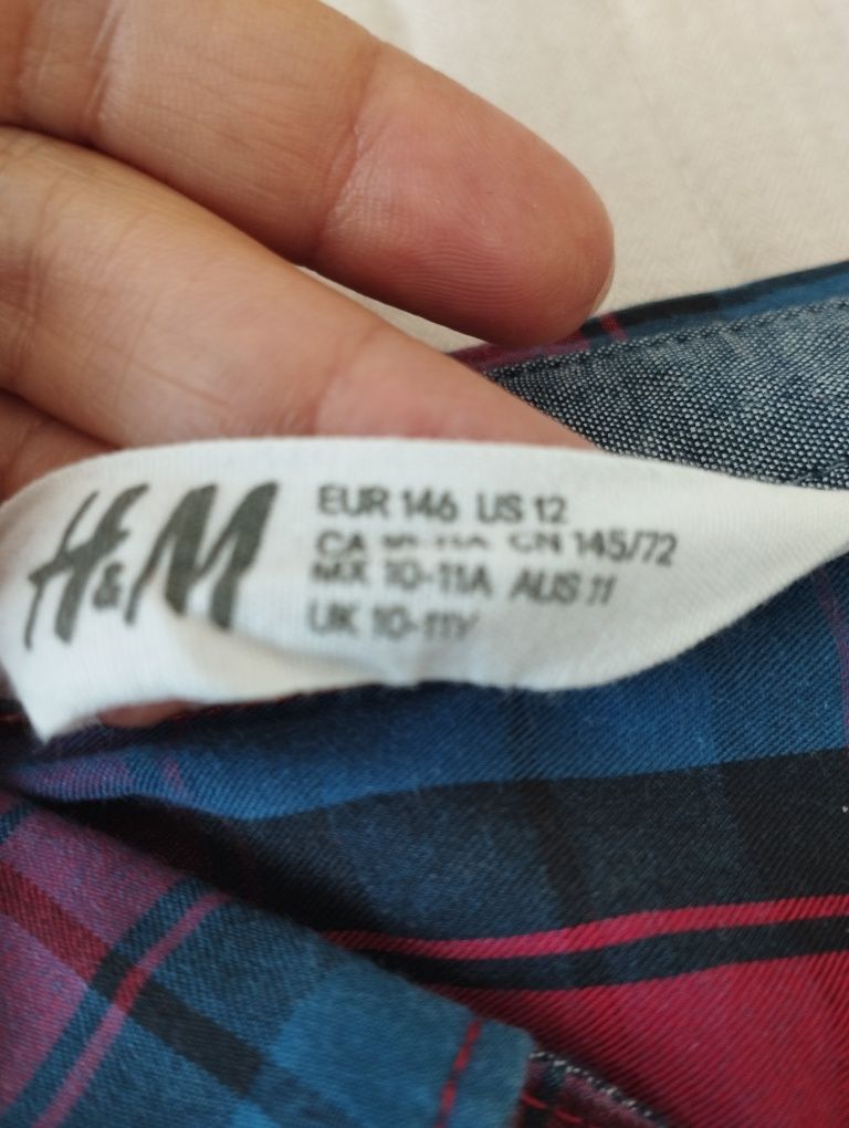 Camisa aos quadrados azul e vermelha 10 anos h&m