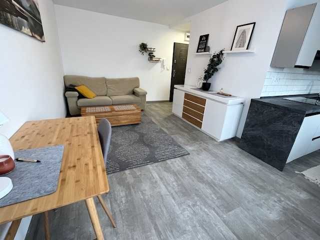 Kawalerka do wynajęcia w Żarach