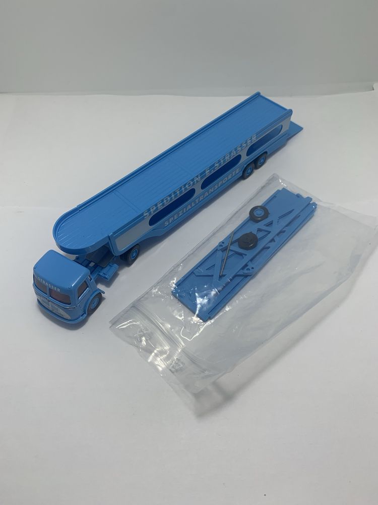 Mercedes da Wiking escala 1/87