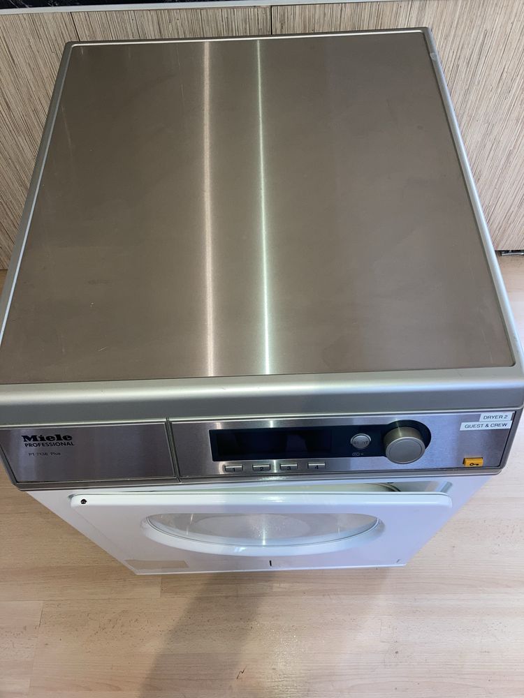 Suszarka Miele Professional PT 7136 Plus