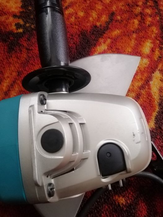 Болгарка макіта, продам