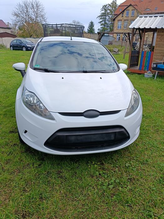 Ford Fiesta 1.6 sprowadzony.