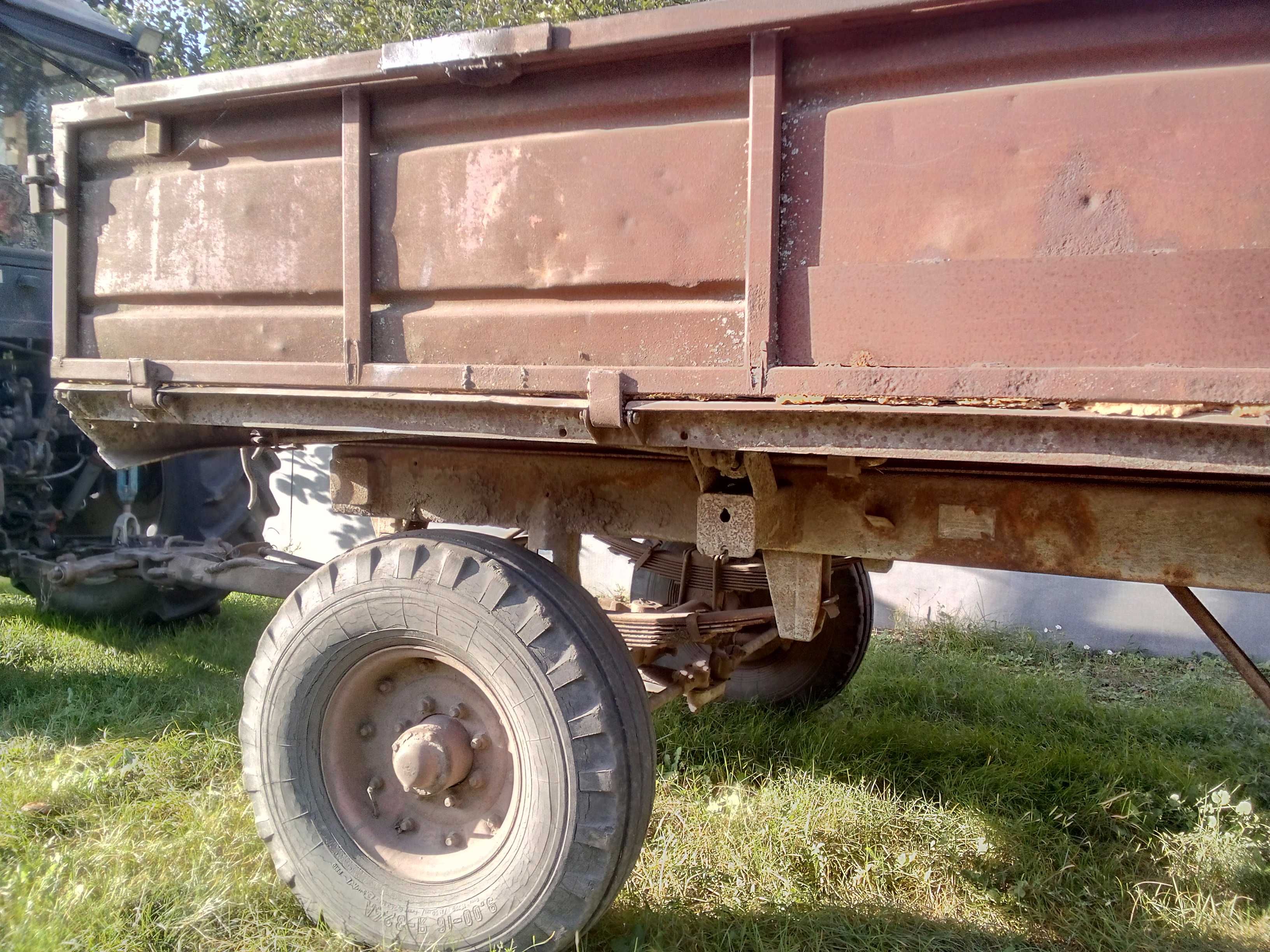Тракторний причіп 2 ПТС 4