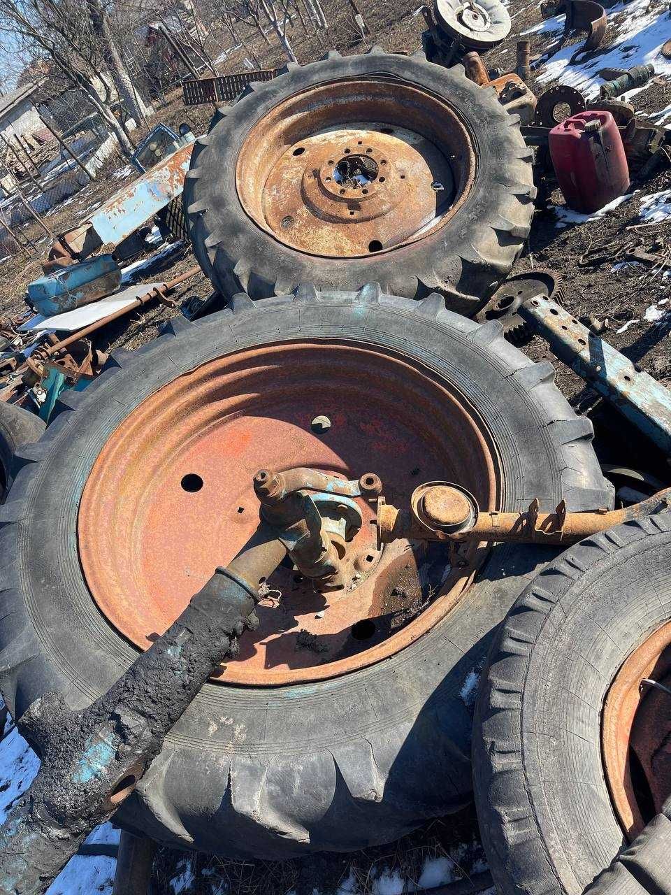 Задній міст МТЗ задній міст ЮМЗ шини диски радіатор рукав ступиця вом