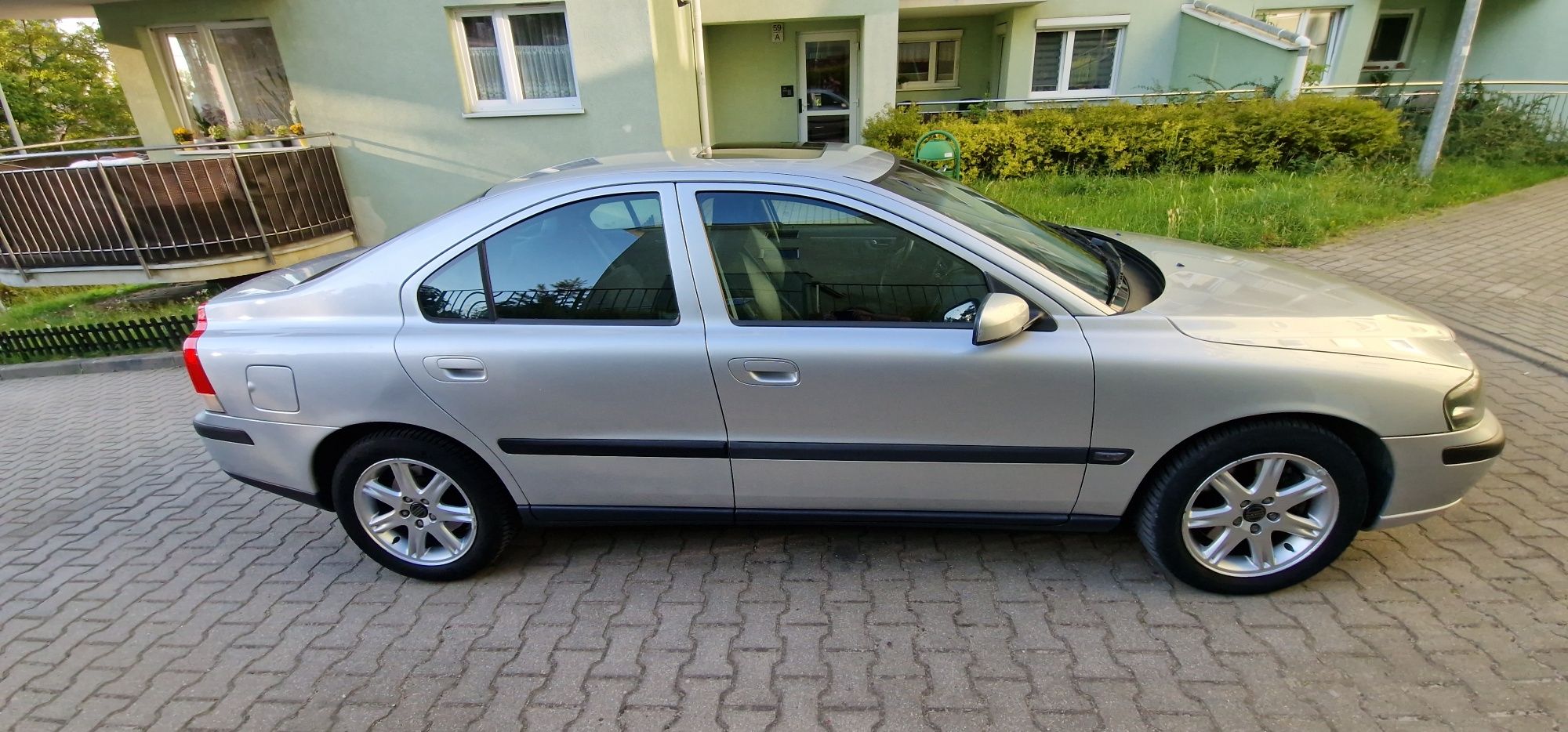 Volvo s60 sedan 2.4 benzyna, klima, automat