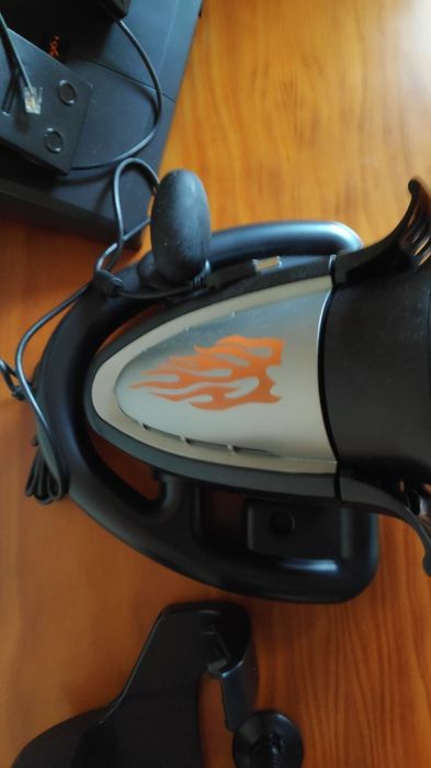 Volante jogos com pedais