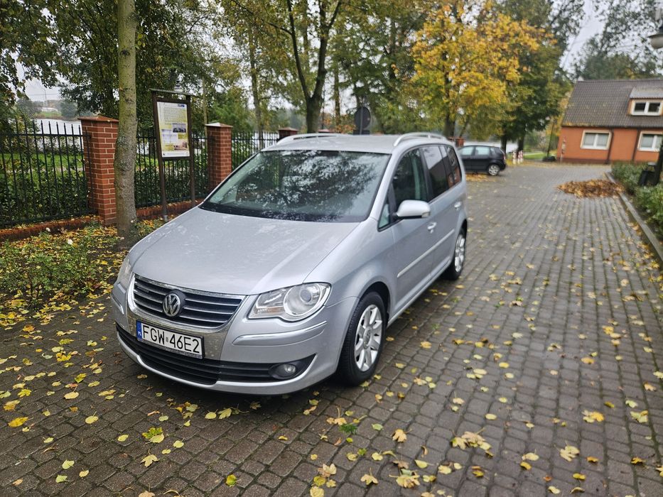 Volkswagen Touran Lift 2008r 1.9Tdi 6cio bie 105km Bluemotion 5cio os.