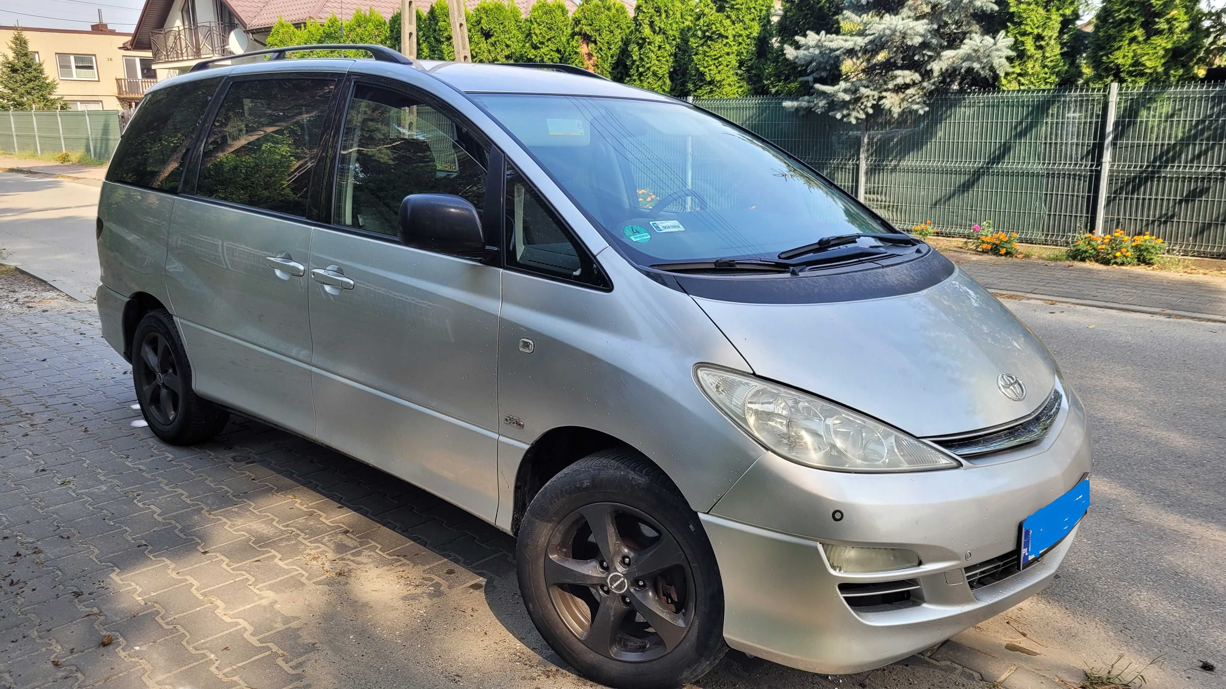 Tania 7 - osobowa Toyota