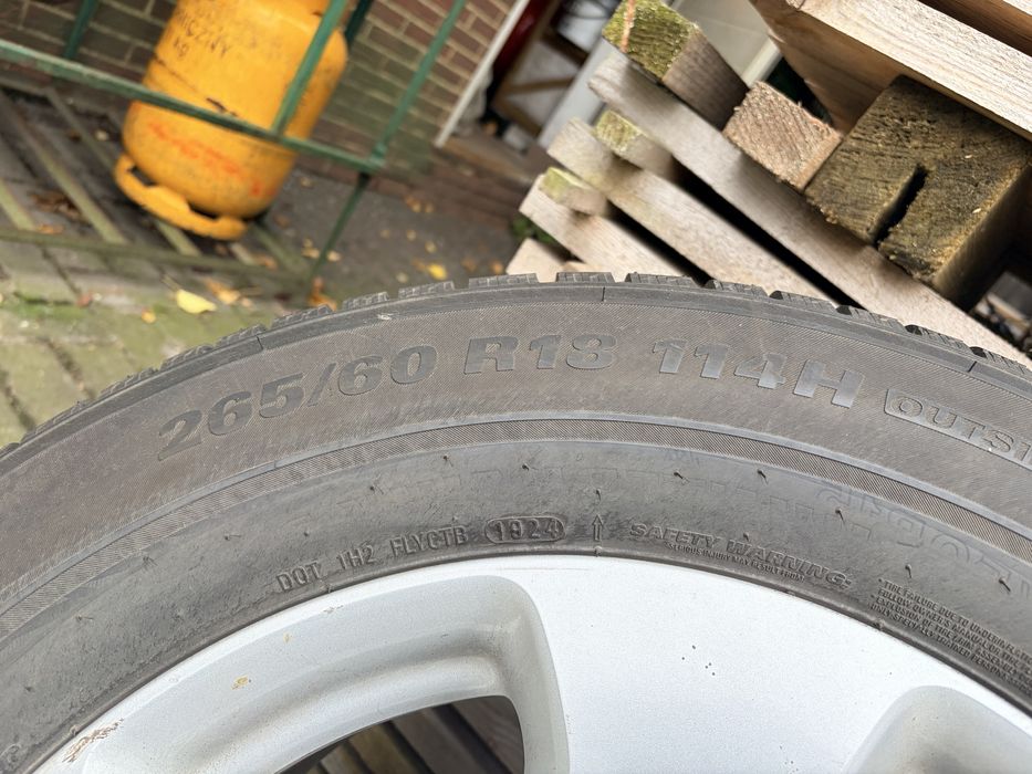 koła zimowe 18" Jeep Grand cherokee wk2. Roczne opony Kumho!!!