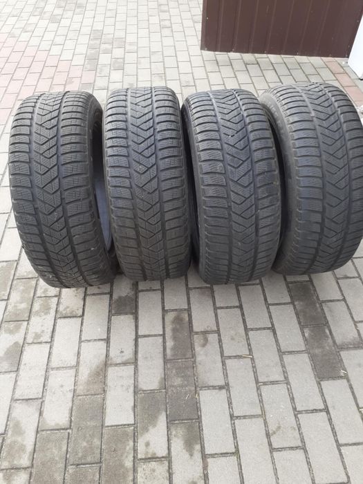 Opony zimowe pirelli 235/55/17