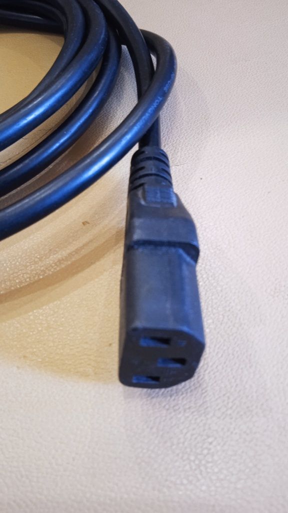 Кабель живлення 16A/250V 3x1.0mm² PC-186-VDE-3M CEE7/17-C13 чорний 3 м