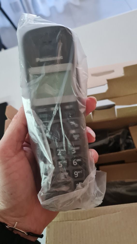 Telefon stacjonarny marki Panasonic