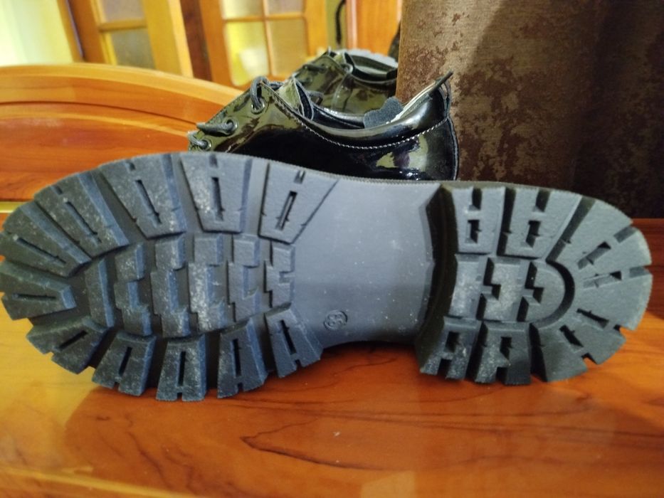 Туфлі жіночі весняні