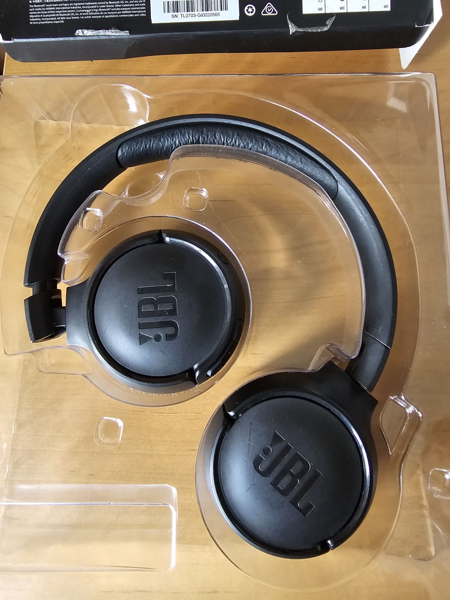 Headphone Bluetooth JBL em bom estado