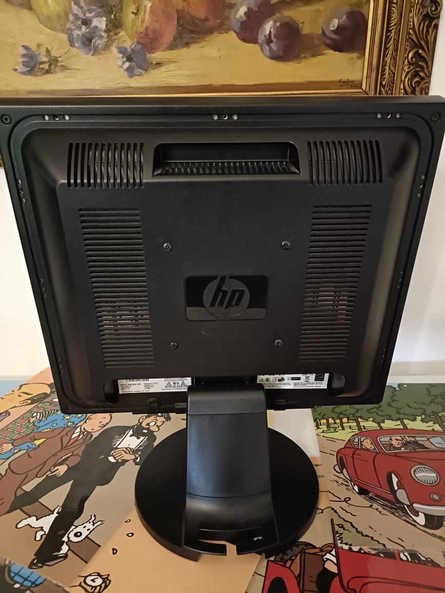 Monitor HP L1706 – formato quadrado
