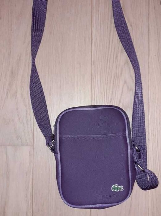 BOnés destes lacoste