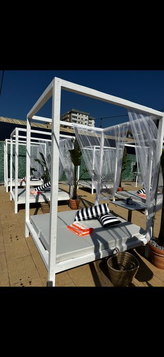 5 Camas Estilo Balinesas de Madeira com Colchoes Incluidos