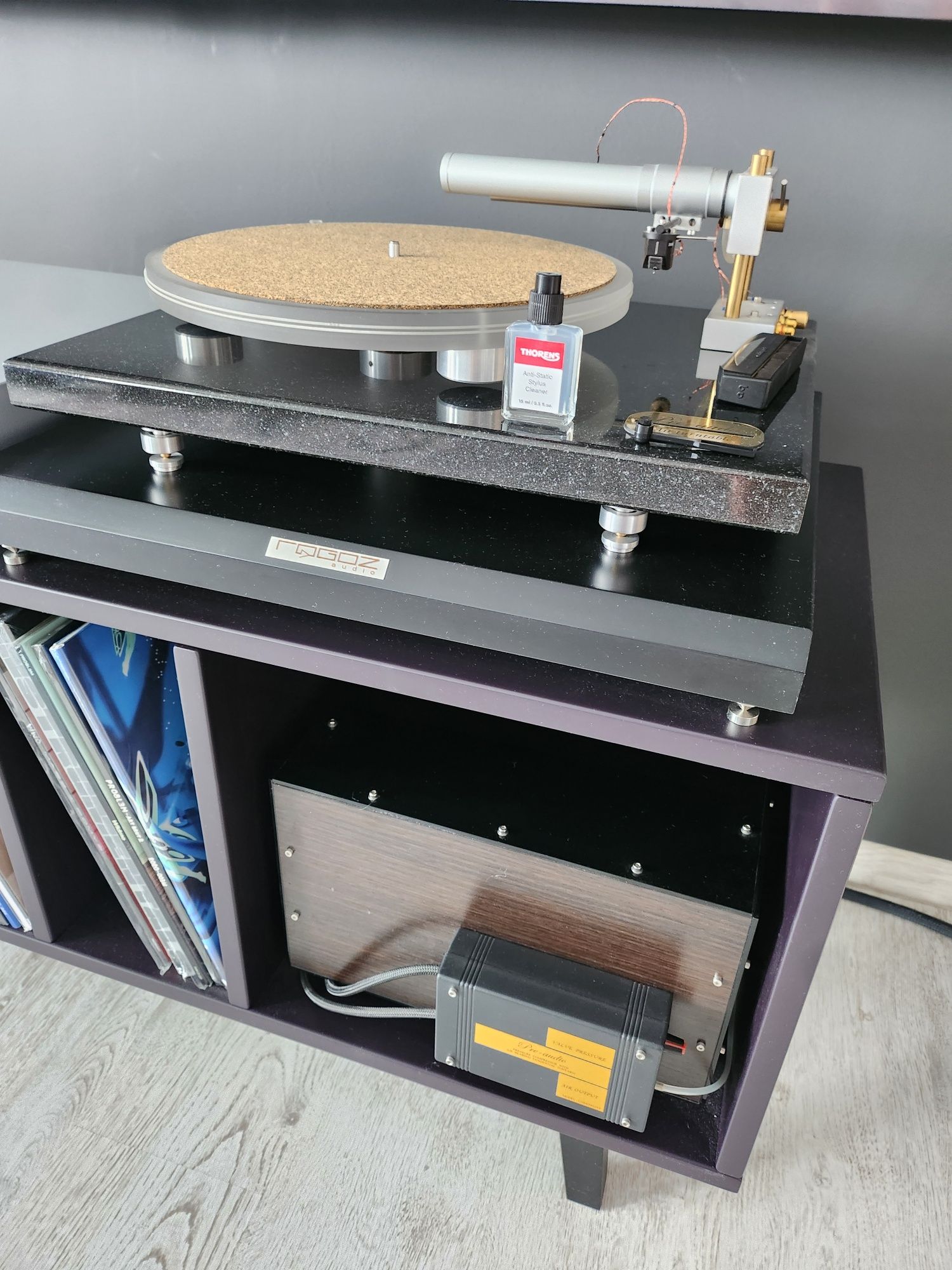 Gramofon Pre-Adio tangencjalny wkładka Clearaudio Performer V2